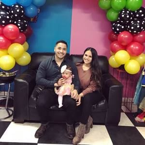 Meet your Posher, Leslie